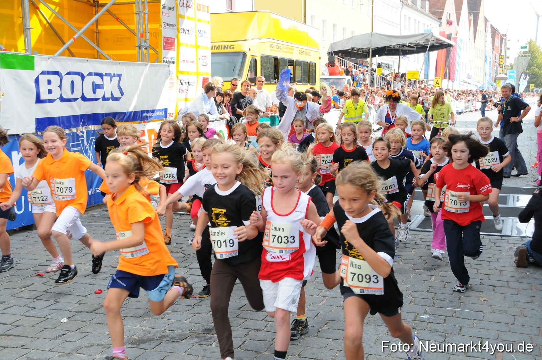 0038 Stadtlauf Neumarkt Bambinilaeufe 200909
